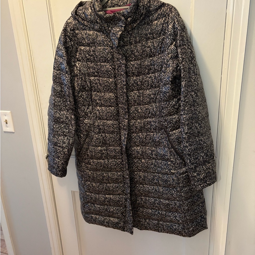 Lands' End Down Women's Textured Black and Gray Puffer Jacket large